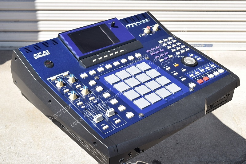 セールサイト 【8616】 AKAI professional MPC4000 サンプラー レコーディング/PA機器