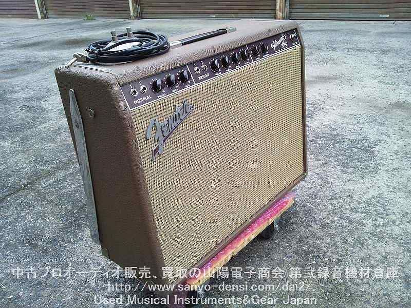 �y���Ô̔��@�M�^�[�A���v�z FENDER '63 Vibroverb Reissue �ʐM�̔��@���Êy��