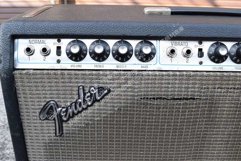 【中古販売　ギターアンプ】 FENDER TWIN REVERB 1973 100W