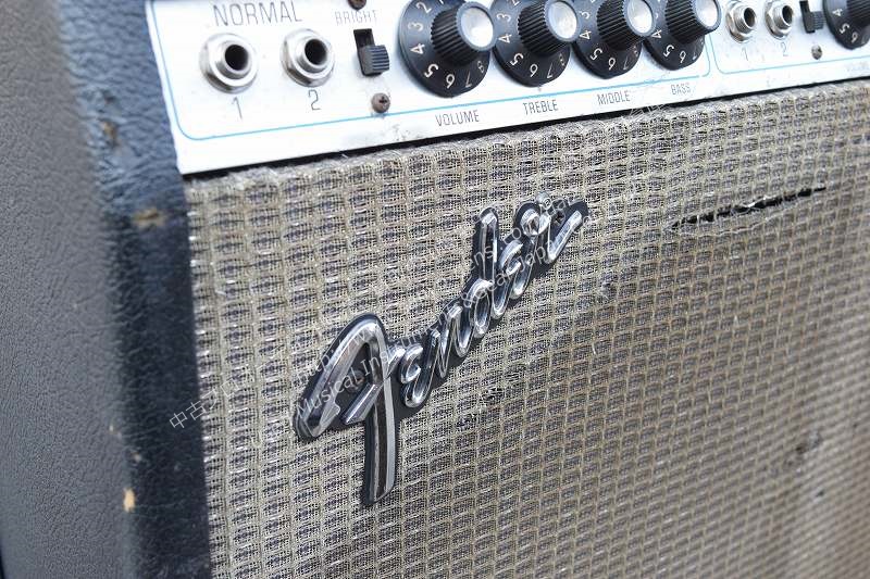 【中古販売　ギターアンプ】 FENDER TWIN REVERB 1973 100W