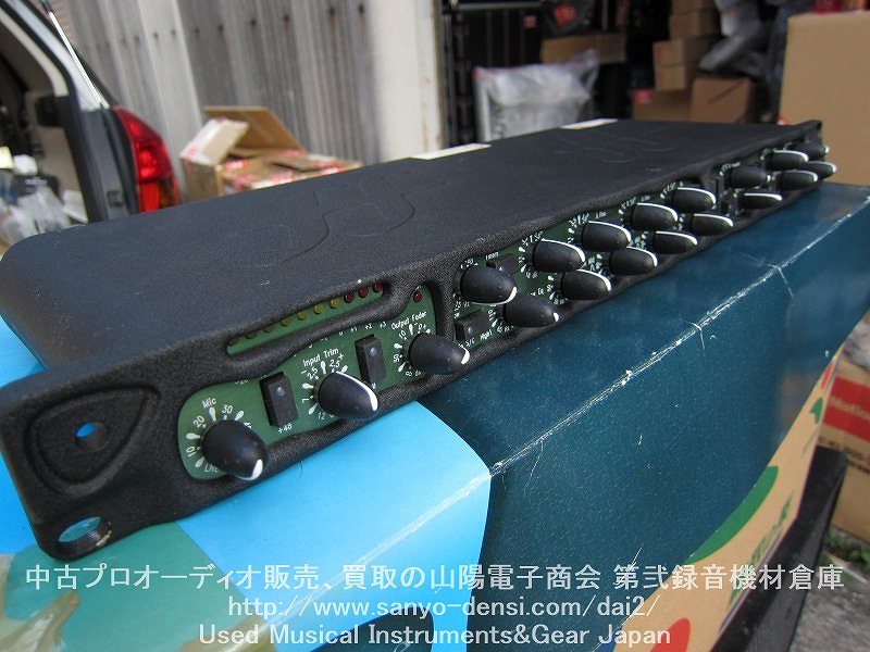 中古機材　　focusrite green5 マイクプリ　コンプ　