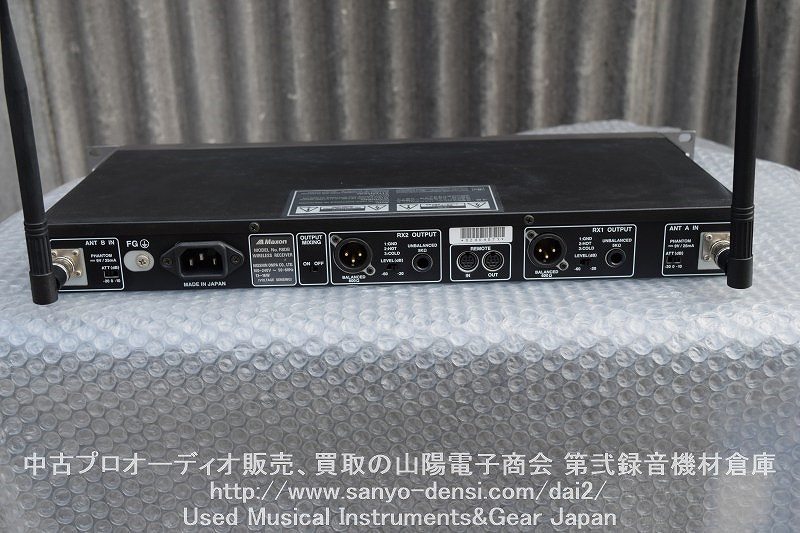 中古 MAXON R8DB / SAMSON UT-5DJ(SHURE SM58) ワイヤレスマイク2波