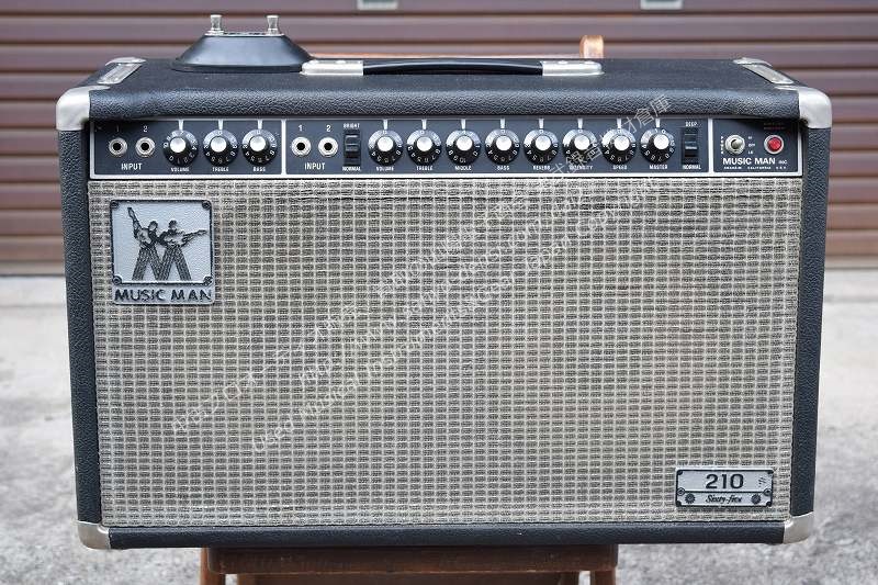 中古音響機材】 MUSICMAN 210 2275-65 JX 65W ギターアンプ 全国発送。