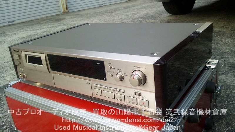 �y���É����@��z SONY DTC-59ESJ DAT