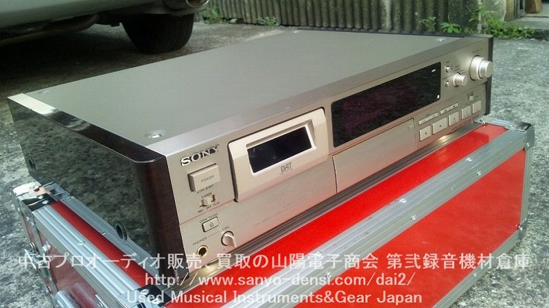 �y���É����@��z SONY DTC-59ESJ DAT