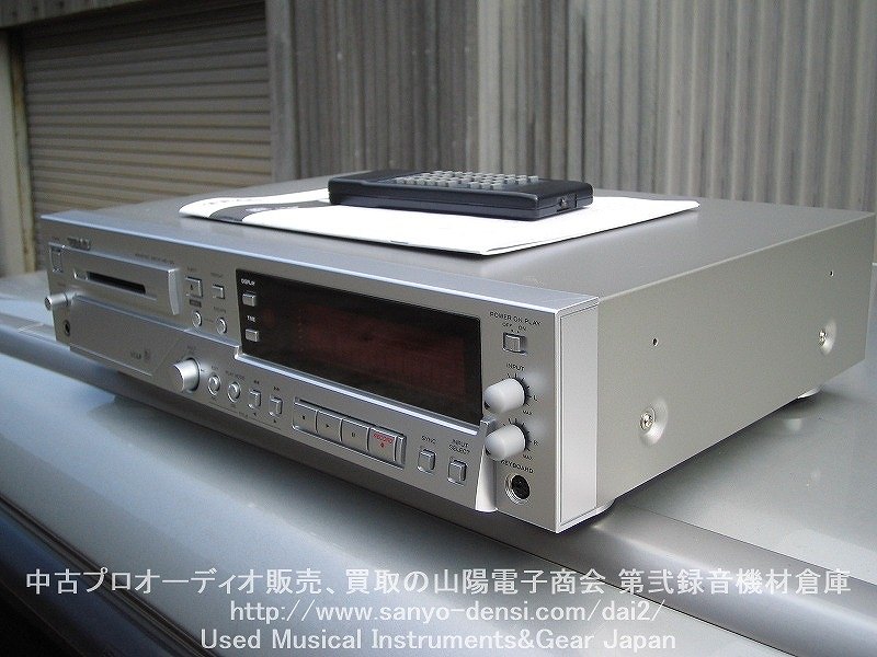 ���Âl�c���R�[�_�[�@TEAC MD-50 MD�@�ʐM�̔�