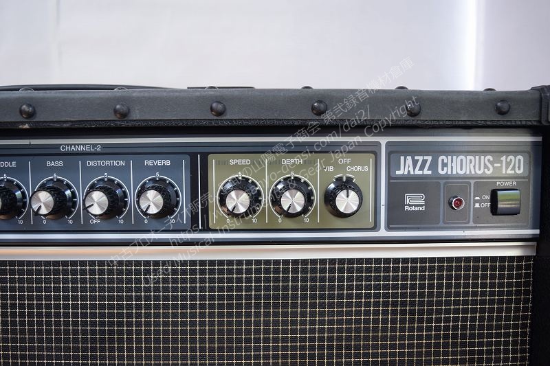 ROLAND JC120 JAZZ CHORUS120 プッシュスイッチ 中古ギターアンプ 山陽電子商会 第弐録音機材倉庫