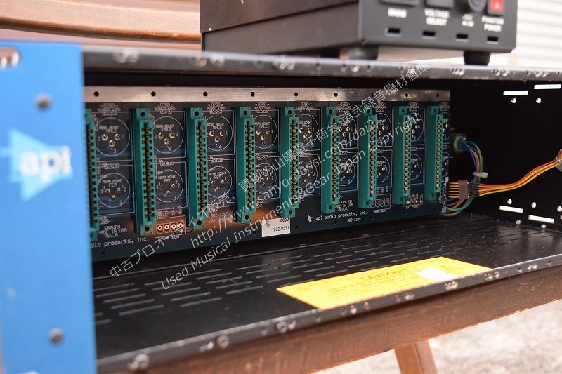 API 6B API500用6スロットランチボックス ｜中古レコーディング機材