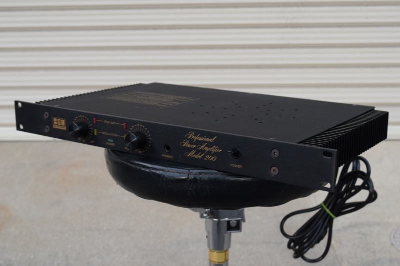 中古音響機材 BGW MODEL200 100Wパワーアンプ 1U】山陽電子商会 第弐