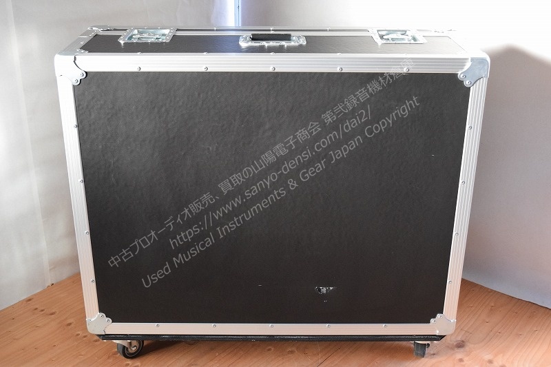 PULSE (パルス）のミキサー用ケース、MIDAS M32/M32 Live用、キャスター付き。山陽電子商会 第弐録音機材倉庫